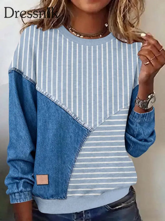 Frauen gestreiftes Muster Patchwork Kunst Sweatshirt blau / S