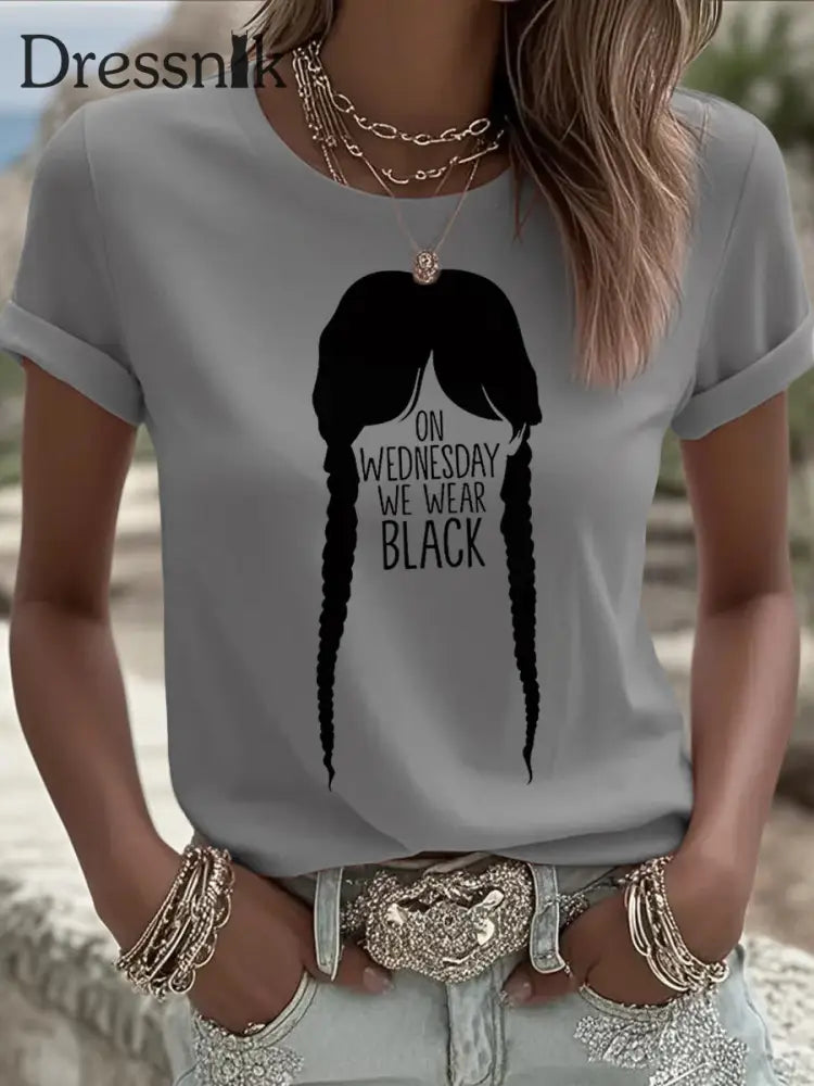 Frauen mittwochs tragen wir Schwarz Halloween Horror Party Casual T-Shirt Hellgrau / S