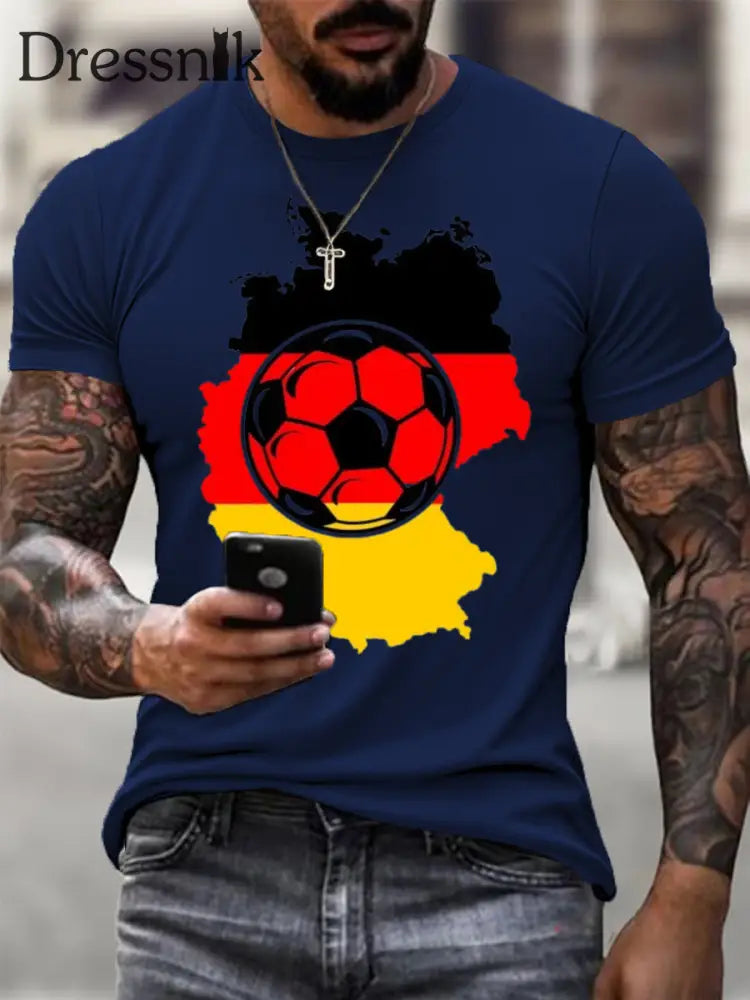 Herren Deutschland Karte & Fußball Druck T - Shirt mehrfarbig / S