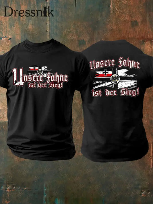 Herren-T-Shirt Unsere Fahne ist der Sieg