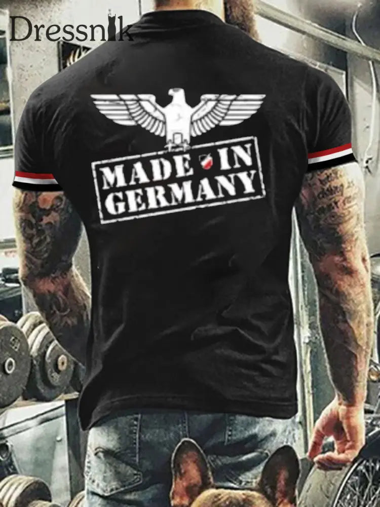 Kurzärmliges T-Shirt für Männer mit deutschem Kunstdruck A / S