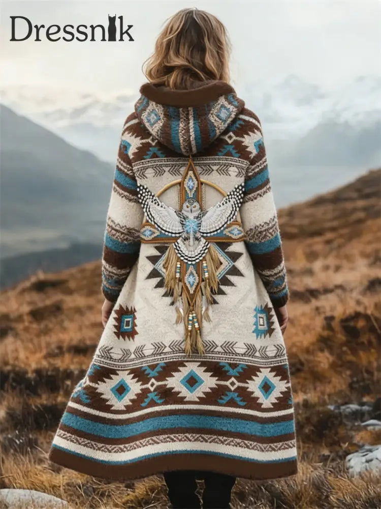 Langer Flanell mantel mit westlichem Muster bedruckt als bild / S