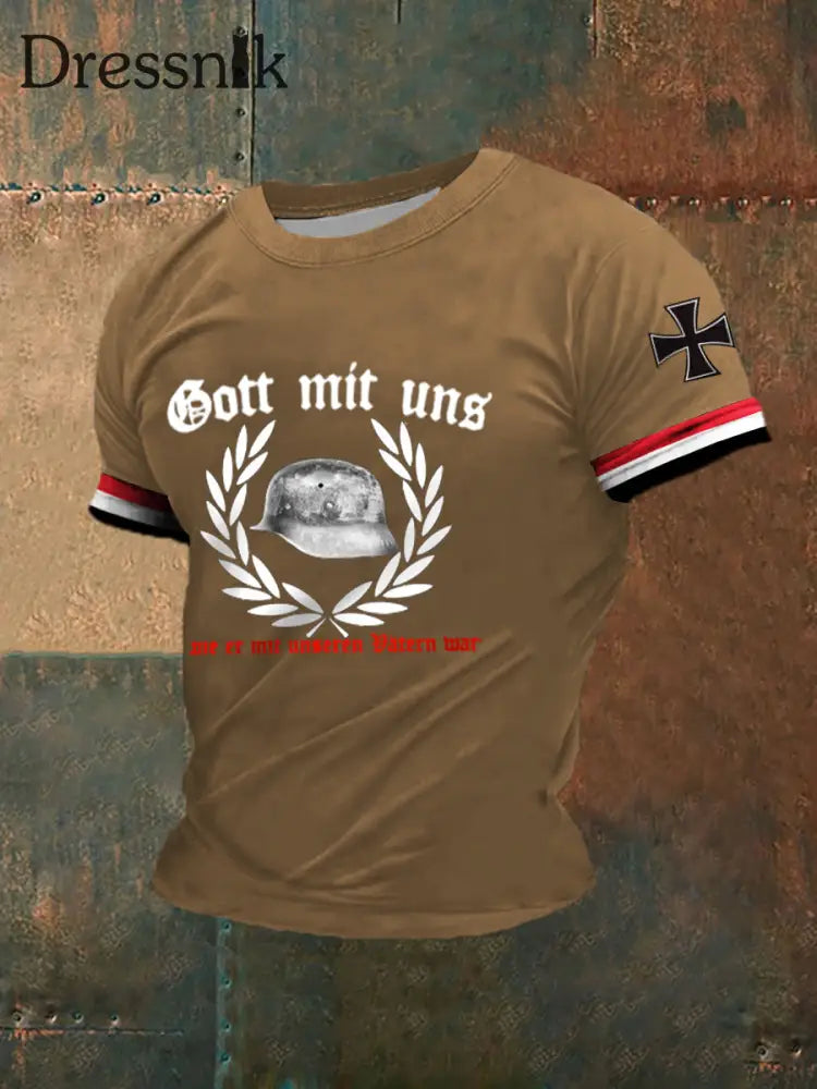 Männer Der Stahlhelm bedrucktes Kurzarm-T-Shirt Braun / S