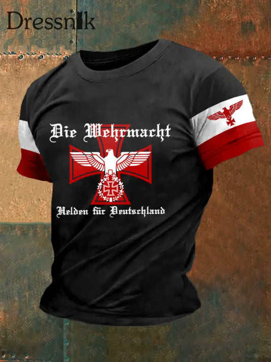 Männer Die Wehrmacht Helden für Deutschland bedrucktes Kurzarm-T-Shirt Schwarz / S