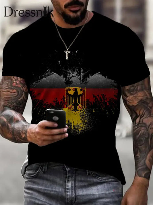 Männer Distressed Deutschland Adler & Flagge Druck T - Shirt mehrfarbig / S