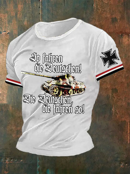 Männer So fahren die Deutschen Die Deutschen fahren so Herren T-Shirt Weiß / S