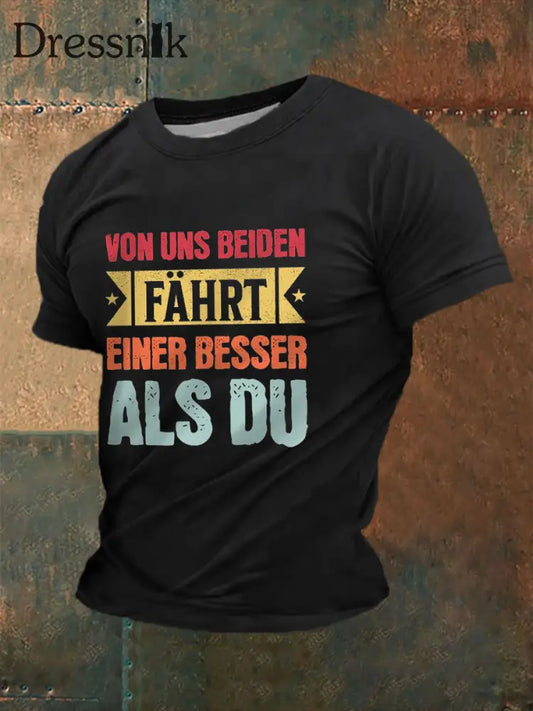 Männer von uns beiden fährt einer besser als du T-Shirt Schwarz / S