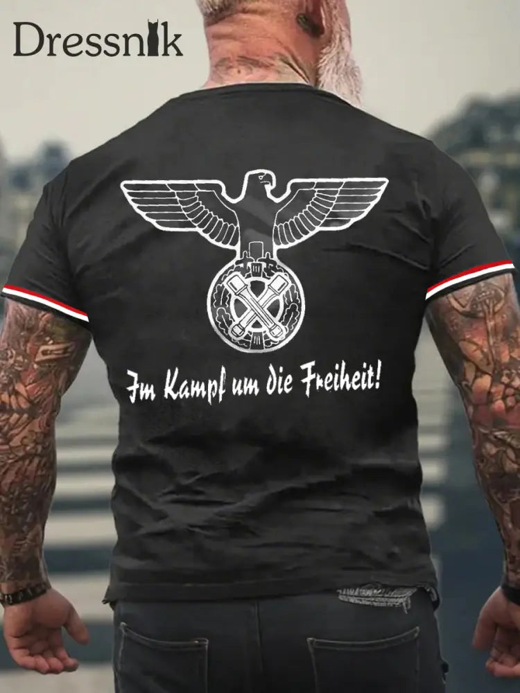 Men’sIm Kampf Um Die Freiheit bedrucktes Kurzarm-T-Shirt Schwarz / S