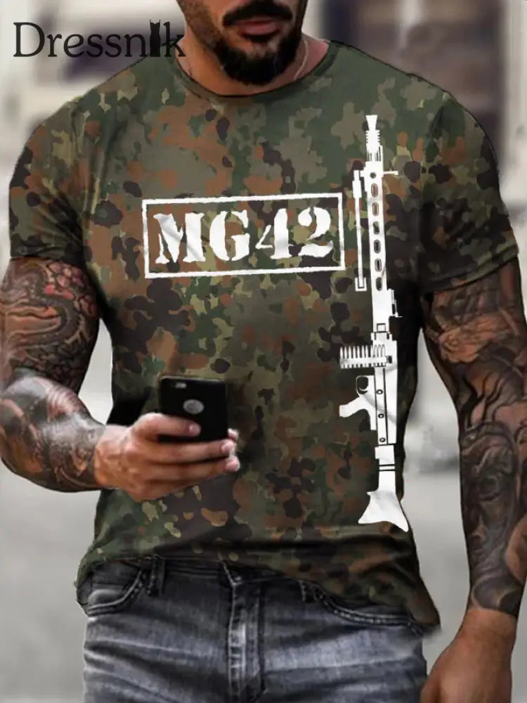 MG42 Maschinen gewehr bedrucktes Kurzarm-T-Shirt für Männer Bild 2 / S