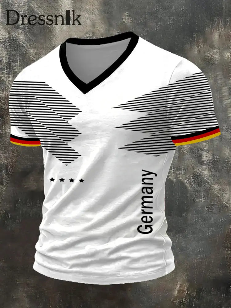 Modernes gestreiftes Deutschland-Vier-Sterne-T-Shirt mit V-Ausschnitt mehrfarbig / S