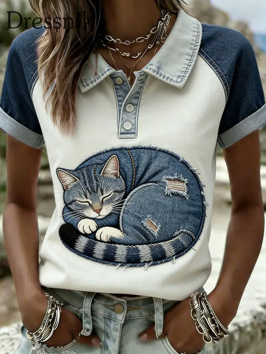 Retro Niedliche Katze Denim Patchwork Kunstdruck Lässiges Baumwoll-Polo-Shirt hellblau / S