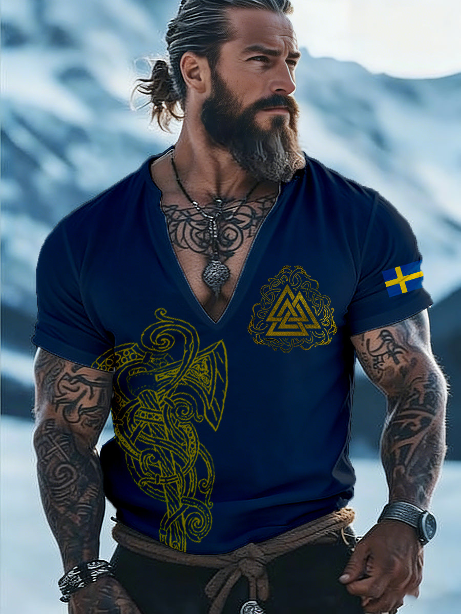 Bedrucktes T-Shirt im Viking-Stil für Männer mit V-Ausschnitt