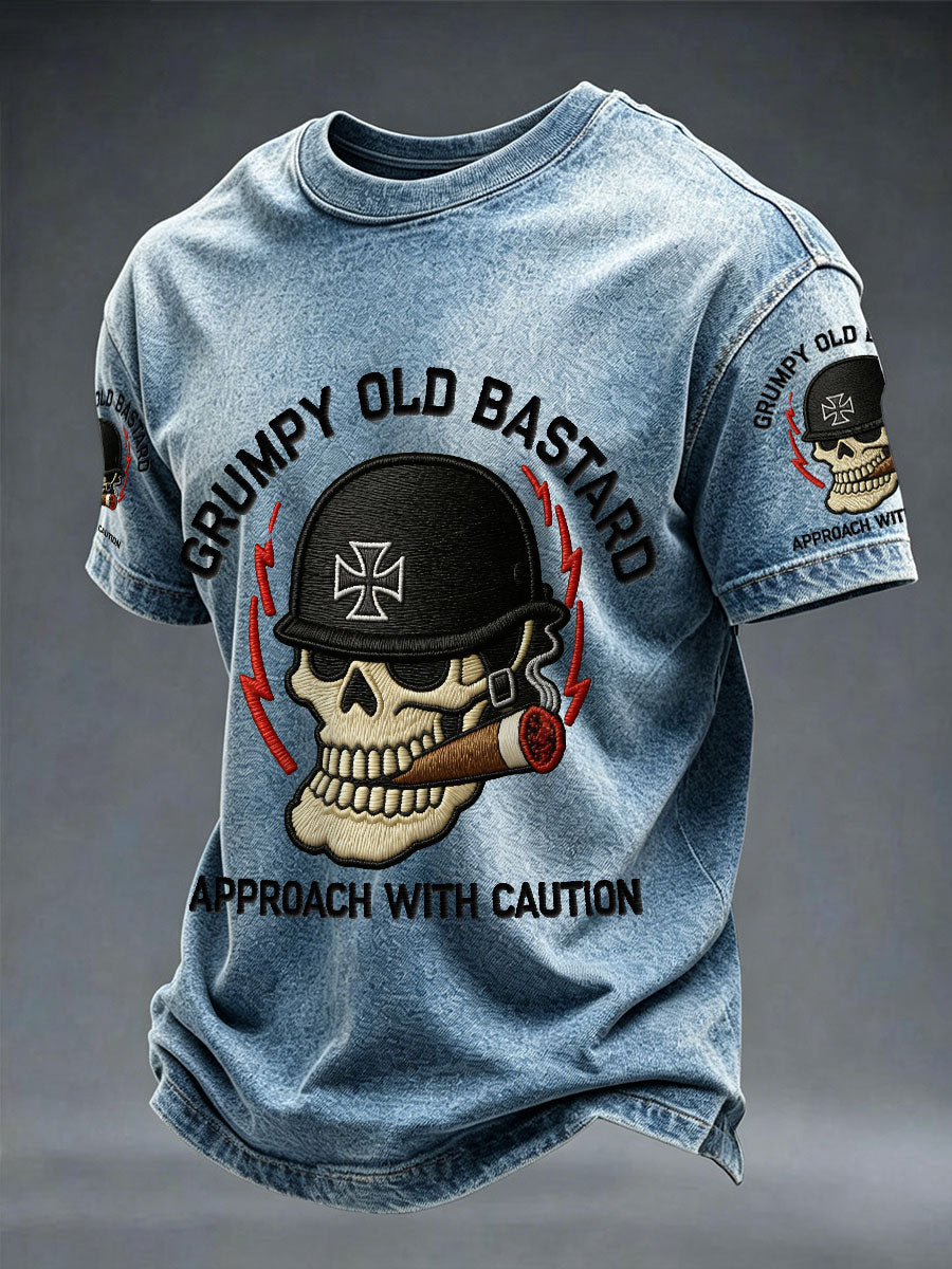 Herren-T-Shirts mit der Aufschrift „grumpy old bastard“