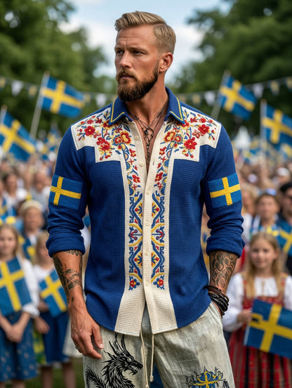 Herren-Retro-Hemd im schwedischen Nationaltag- und Mittsommer-Look mit folkloristischem Blumenmuster, Waffelstruktur und langen Ärmeln