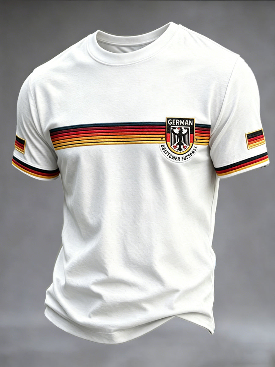 Herrenweißes, gestreiftes Freizeit-T-Shirt aus Deutschland in Münchner Optik