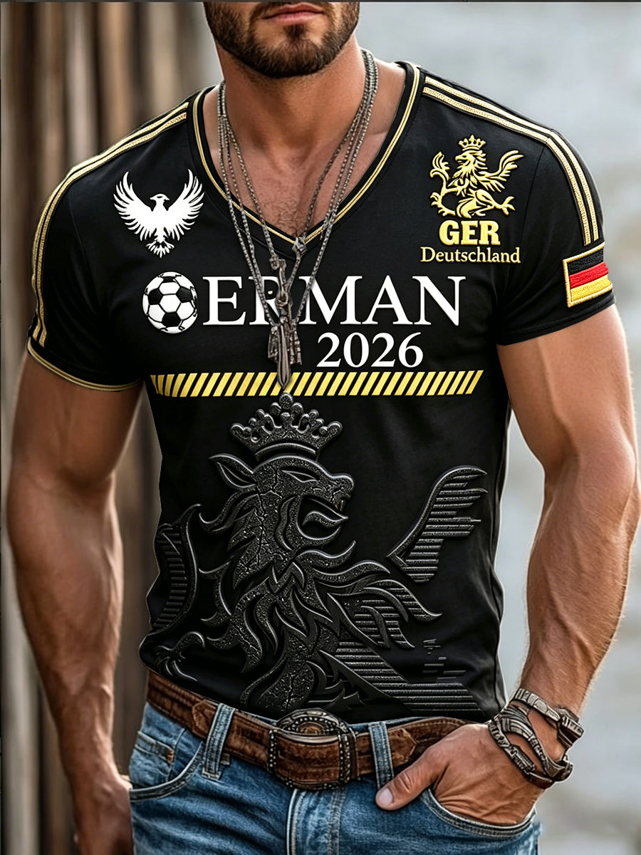 Herren-T-Shirt in Schwarz mit Deutschland-2026-Fußballmotiv, lässiger V-Ausschnitt