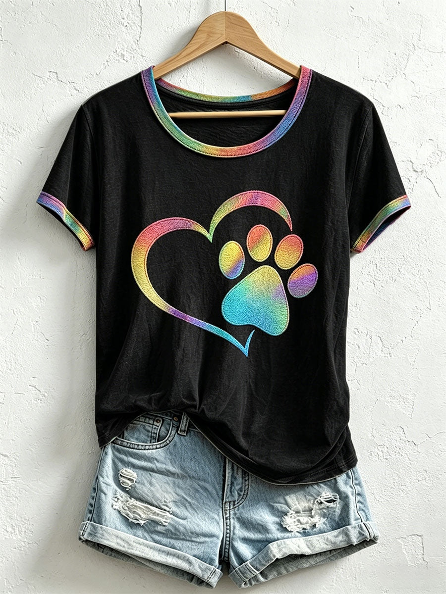 Damen-T-Shirt mit buntem Herz- und Pfotenmuster