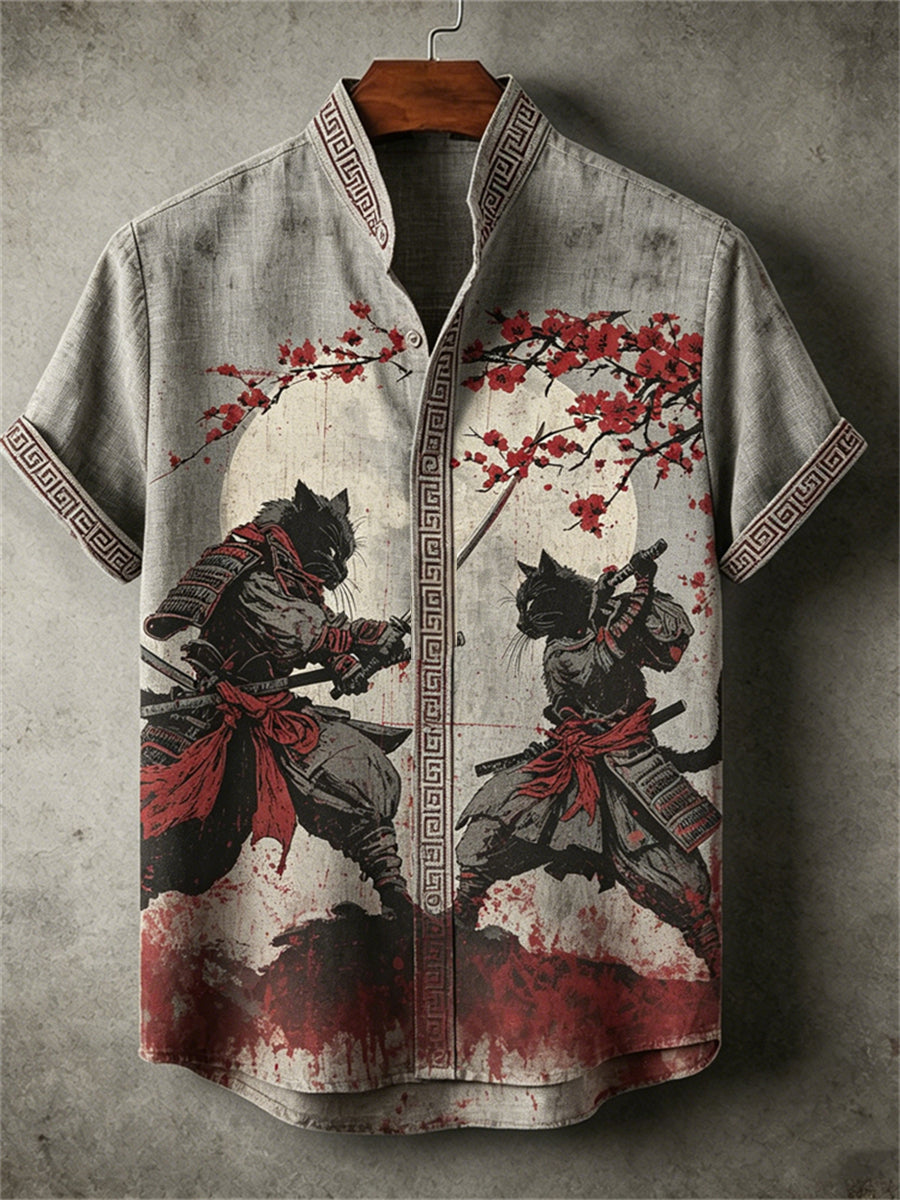 Herren-Shirt mit japanischem Kunstprint: Schwarze Katze, Samurai, blutiger Duell