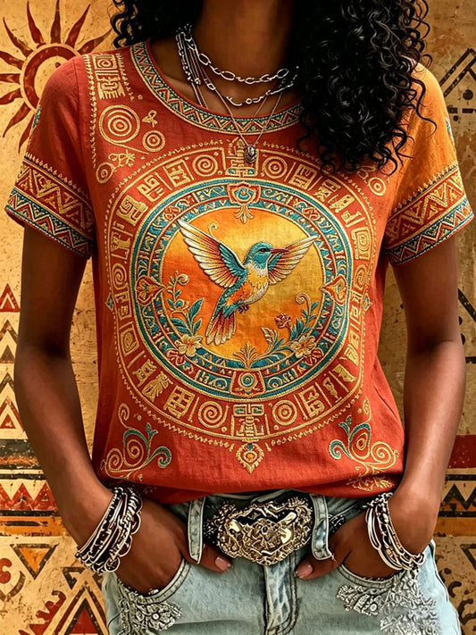 Lässiges T-Shirt für Frauen mit indigenem Print
