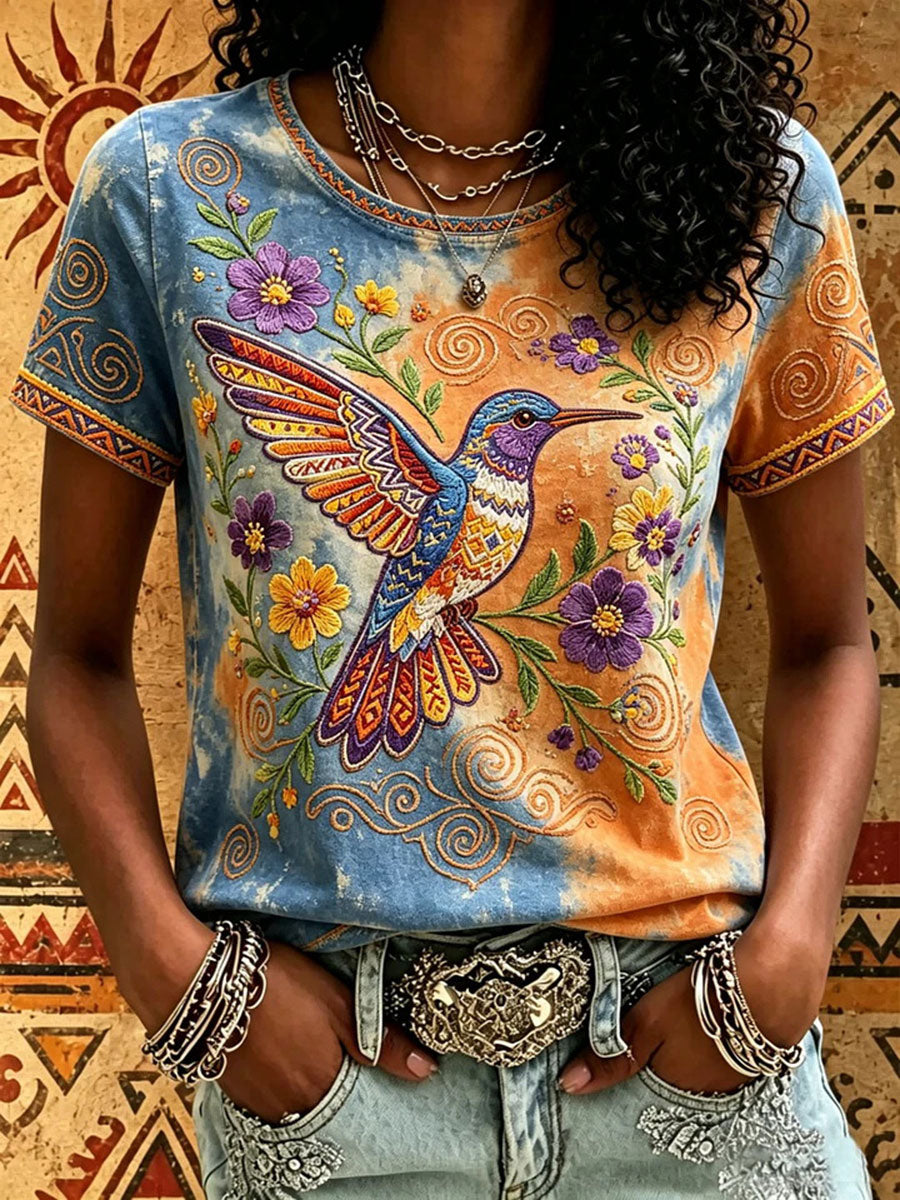Lässiges T-Shirt für Frauen mit indigenem Print
