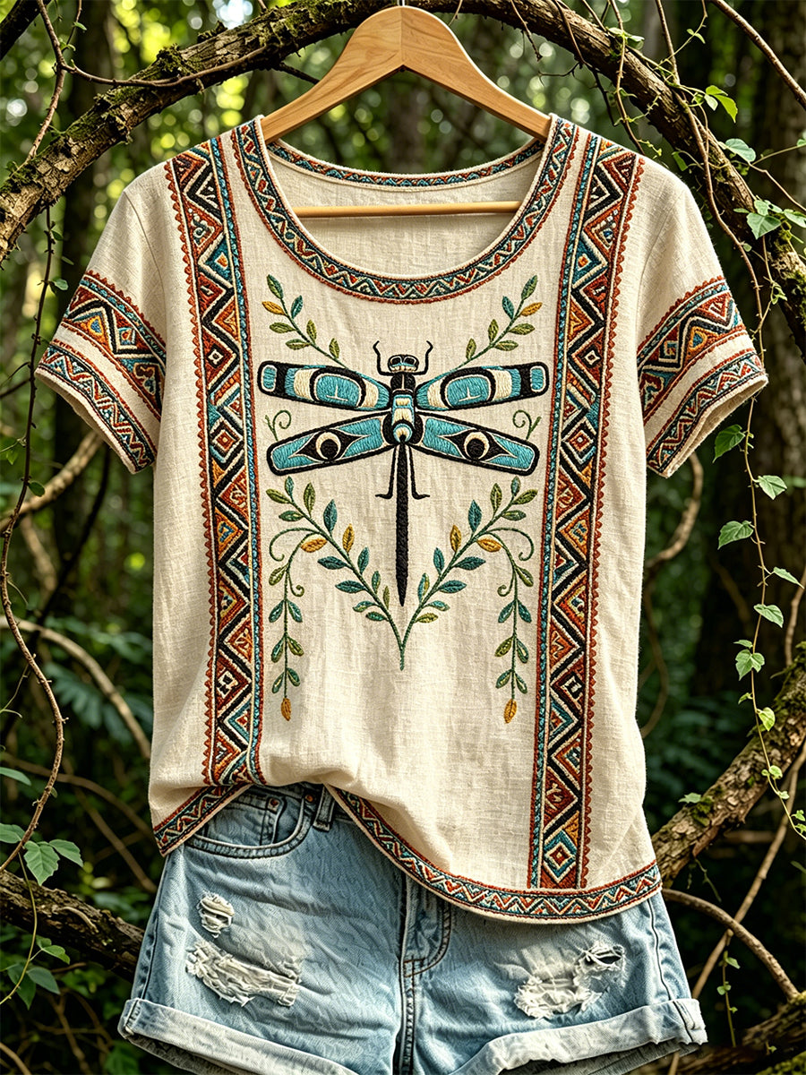 Lässiges T-Shirt für Damen mit nordamerikanischem Tiermuster der indigenen Völker