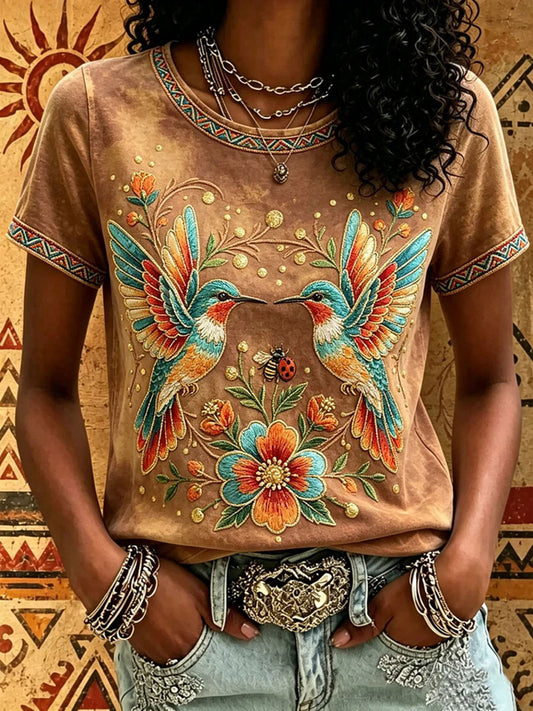 Lässiges T-Shirt für Frauen mit indigenem Print