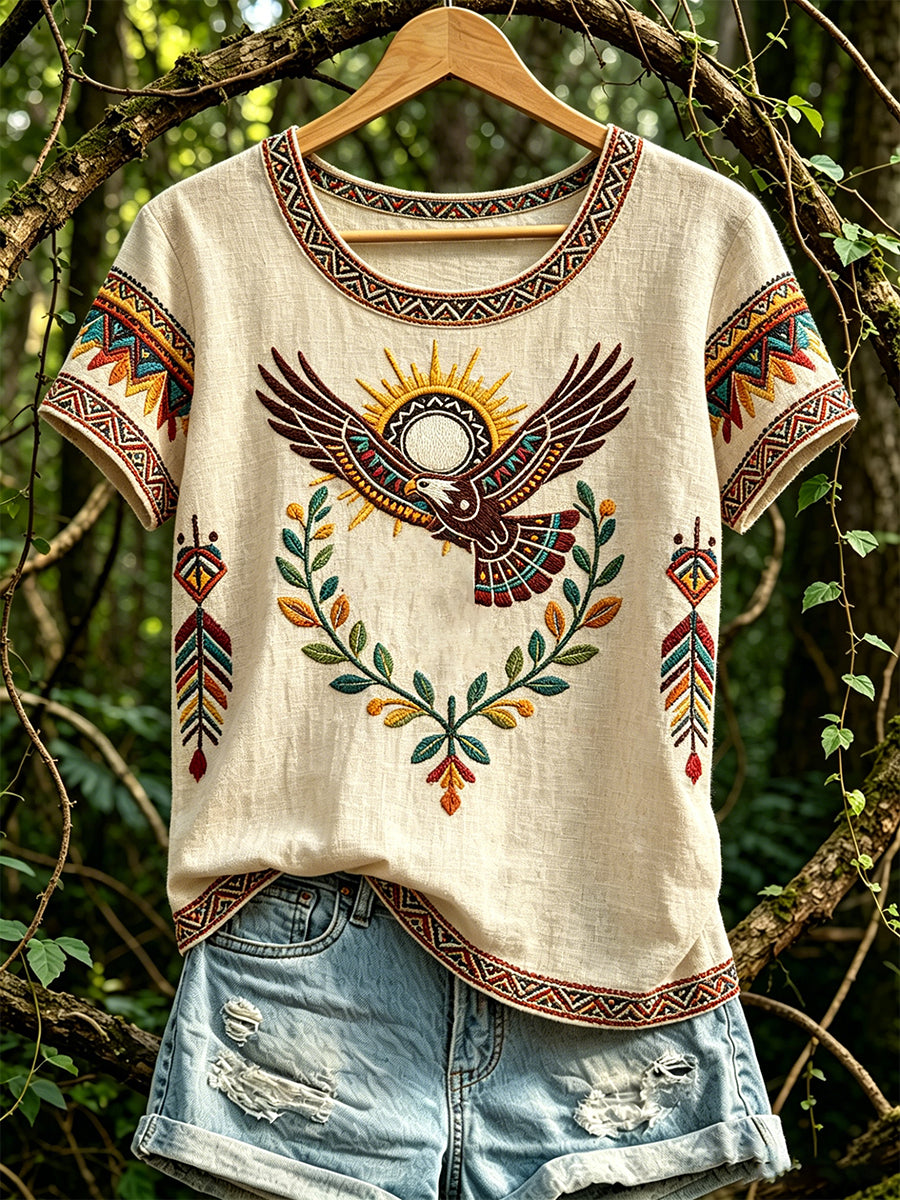 Casual T-Shirt für Frauen mit indigenem Tier muster in Nordamerika