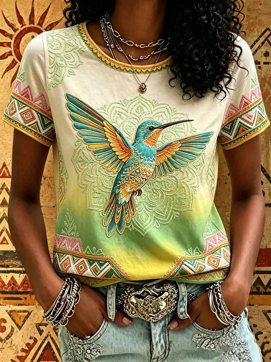 Lässiges T-Shirt für Frauen mit indigenem Print