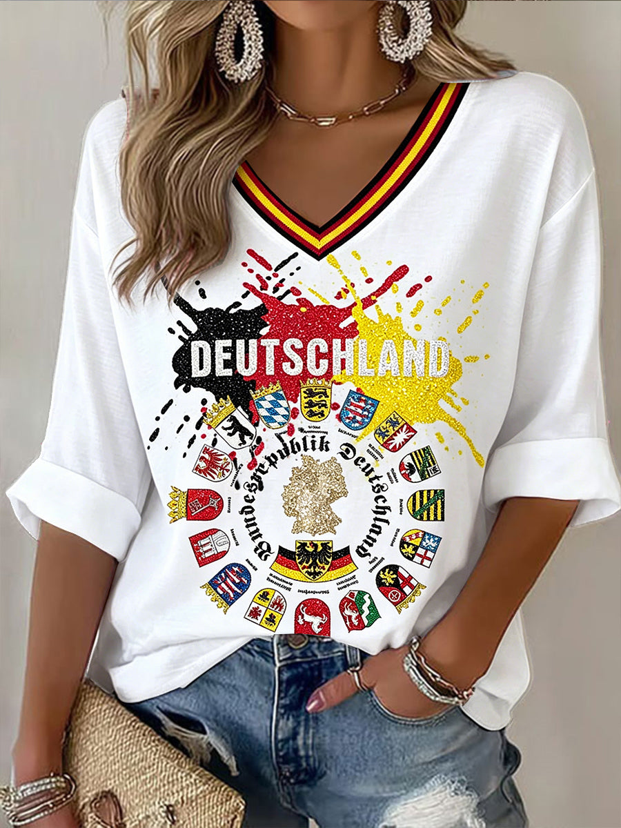 Damenweißes Freizeit-T-Shirt mit Deutschland-Sachsen-Flaggenprint und V-Ausschnitt