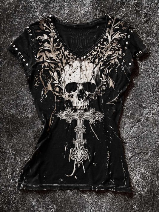 Gedrucktes T-Shirt mit Retro-dunklem Schädel muster für Frauen