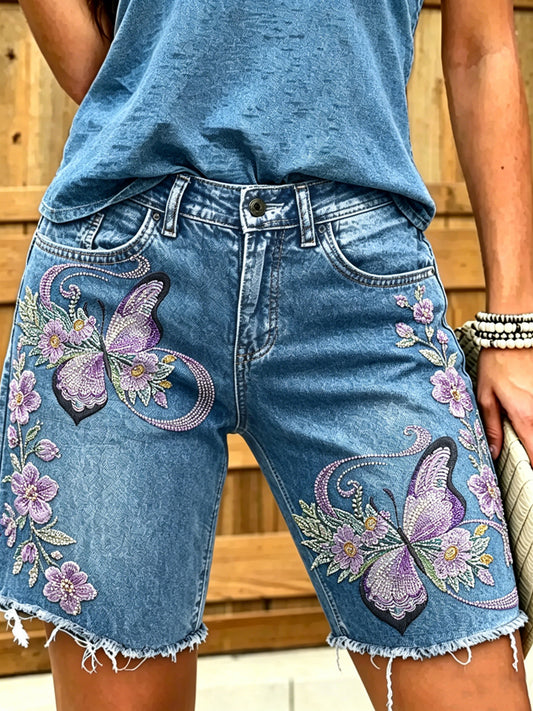 Kurze Damen-Jeans mit tierischem Schmetterlings-Print
