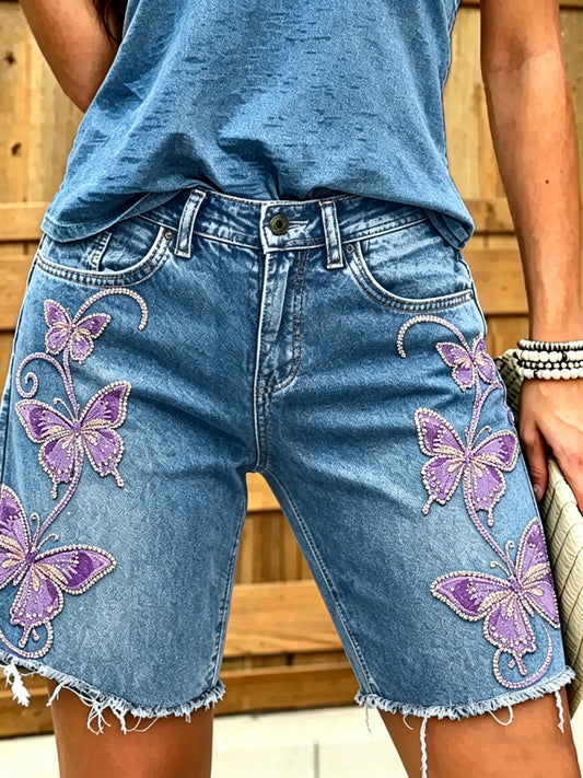 Kurze Damen-Jeans mit tierischem Schmetterlings-Print