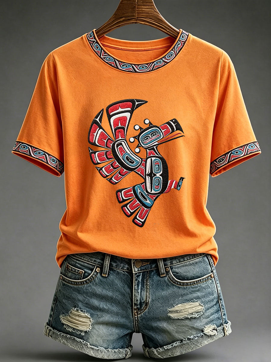 Lässiges T-Shirt für Frauen mit indigenem Totem-Print