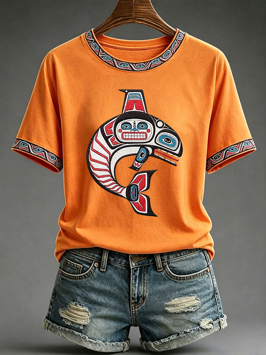 Indigenes Totem-Print-T-Shirt für Frauen