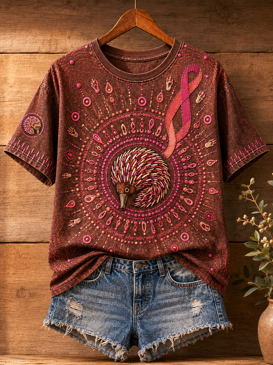 Damen-T-Shirt in Pink mit Kunstmotiv zur Brustkrebsaufklärung aus Australien