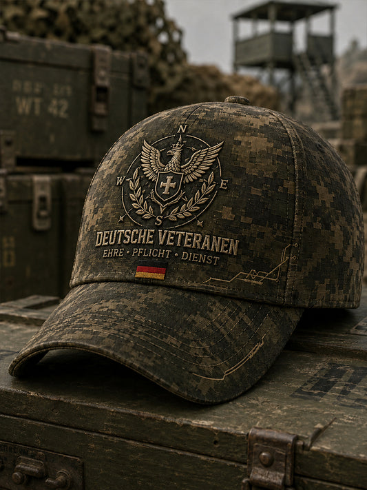 Herren-Mütze mit Tarnmuster im Militärstil