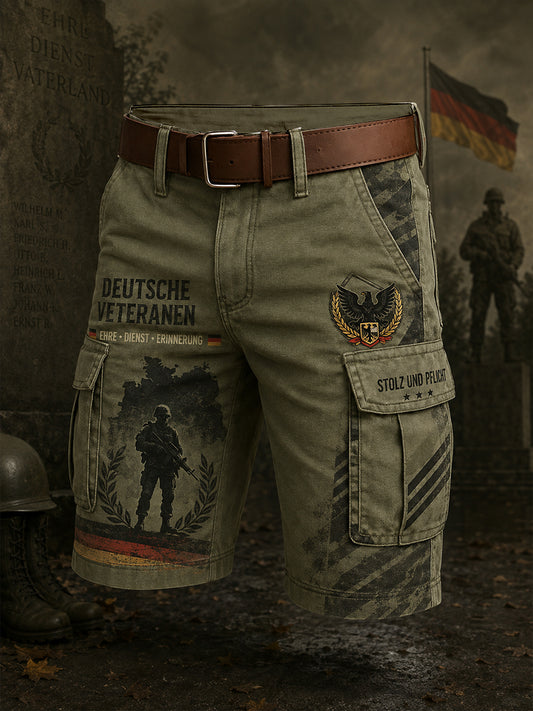 Herren-Cargo-Kurzhose mit vintage Militär-Print