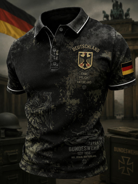 Herren-Poloshirt mit kurzen Ärmeln und vintage Militär-Print