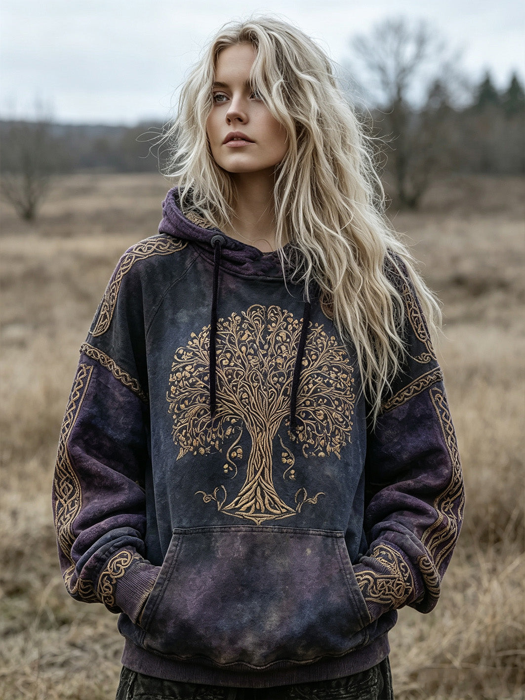 Damen-Kapuzenpullover im Retro-Stil mit aufgedrucktem Wikinger-Lebensbaum-Muster