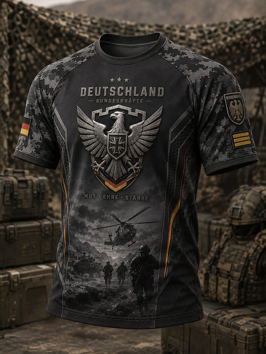 Herren-Raglan-Top mit kurzen Ärmeln und Vintage-Print im Militärstil