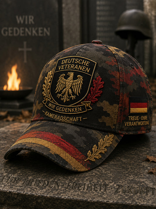 Herrenhut im Vintage-Stil mit militärischem Jubiläumsdruck