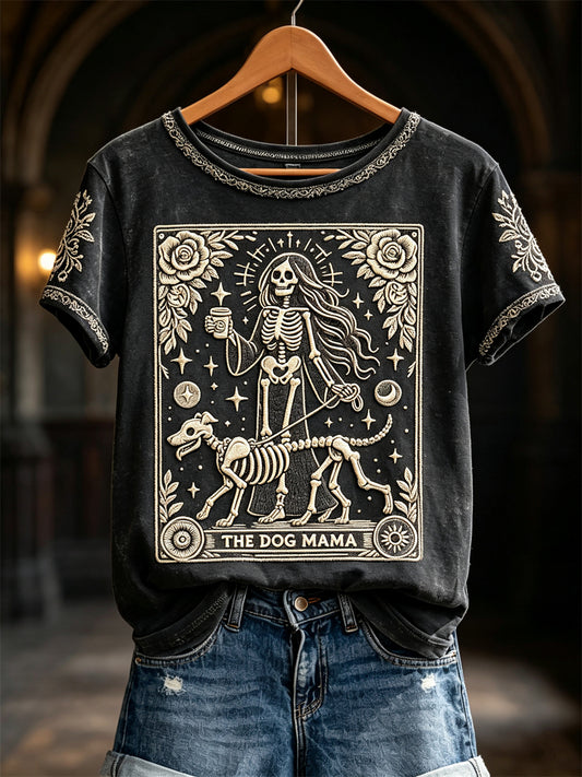 Damen Der Hund Mama Skelett Halloween Mystische Kunst Druck kurz ärmel iges T-Shirt