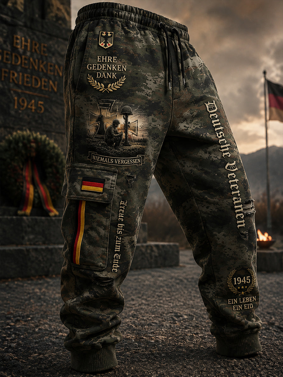 Herren-Lange Cargohose im Vintage-Stil mit Camouflage-Print