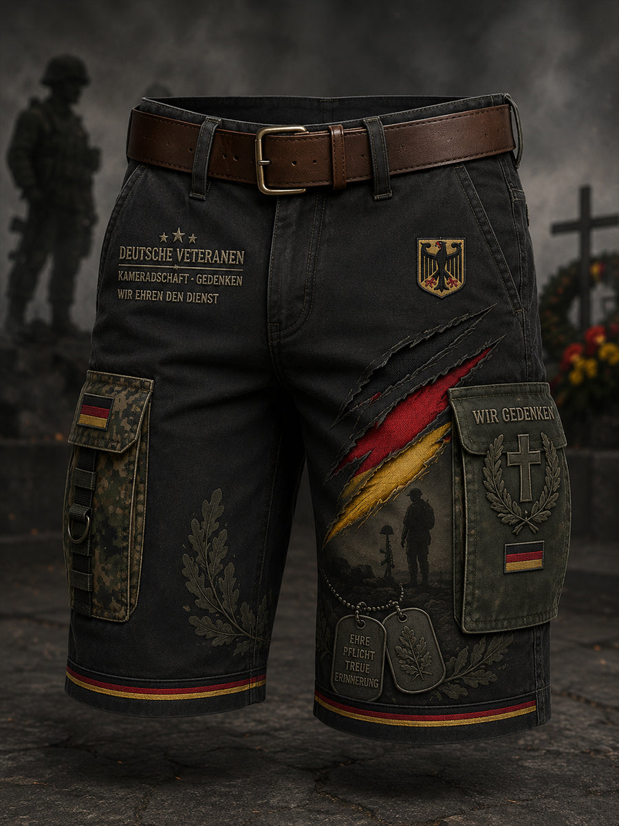 Herren-Vintage-Camouflage-Utility-Shorts mit gedruckter Veteranen-Gedenktafel