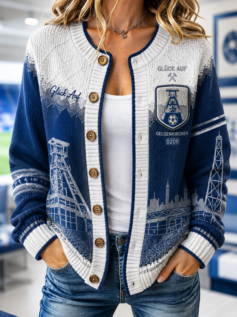 Damenstrickjacke im Schalke-Cardigan-Stil