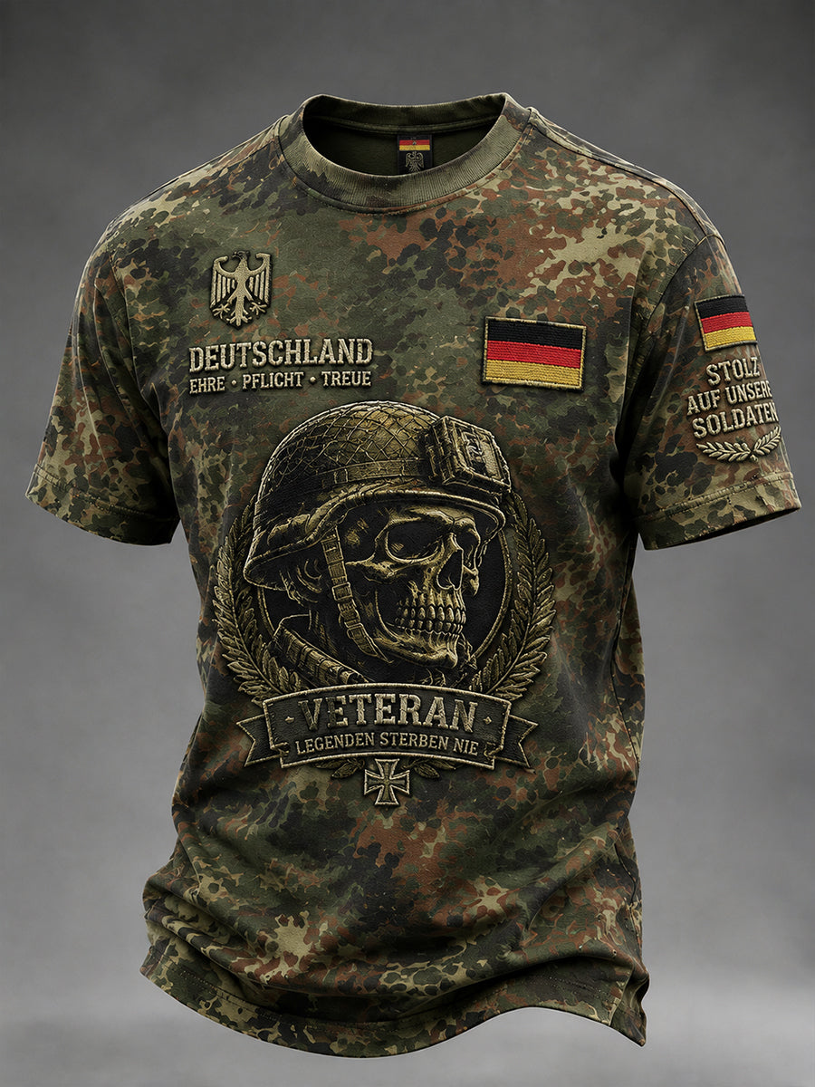 Herren-T-Shirt mit kurzen Ärmeln, Vintage-Camouflage- und militärstilistischen Prints